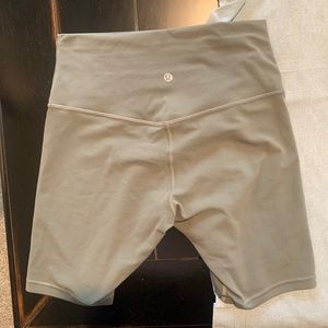 LULU ALIGN BIKER SHORTS 8’’